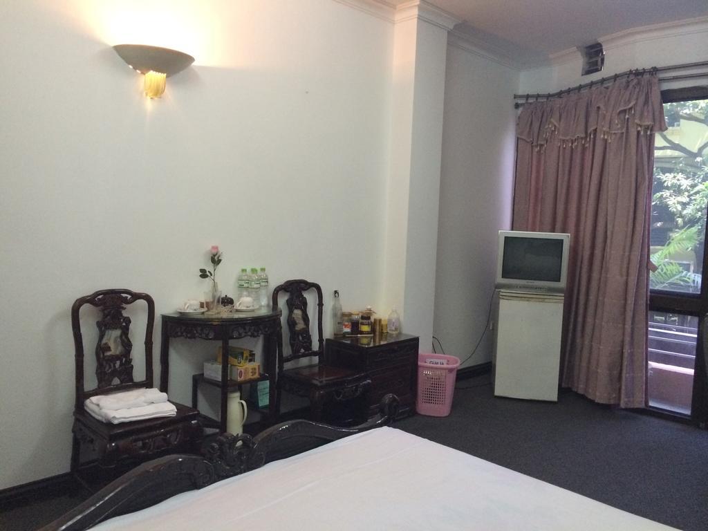 Ngoc Linh Hotel ฮานอย ภายนอก รูปภาพ